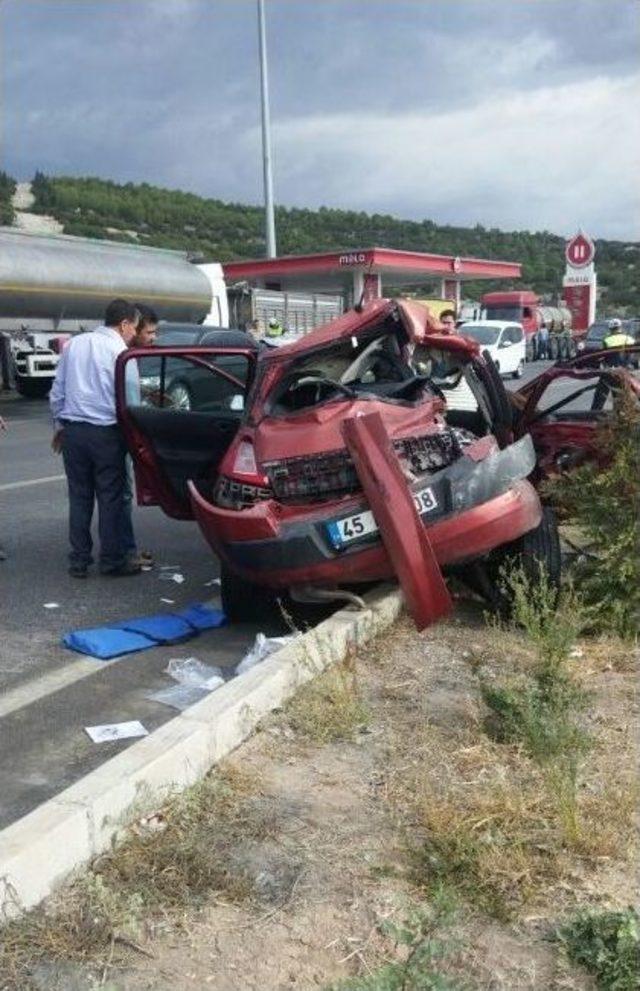 112 Çalışanları Kaza Yaptı: 2’si Ağır 3 Yaralı