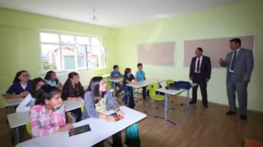 Başkan &Ouml;zaltun, İlk Ve Ortaokul &Ouml;ğrencileriyle Buluştu