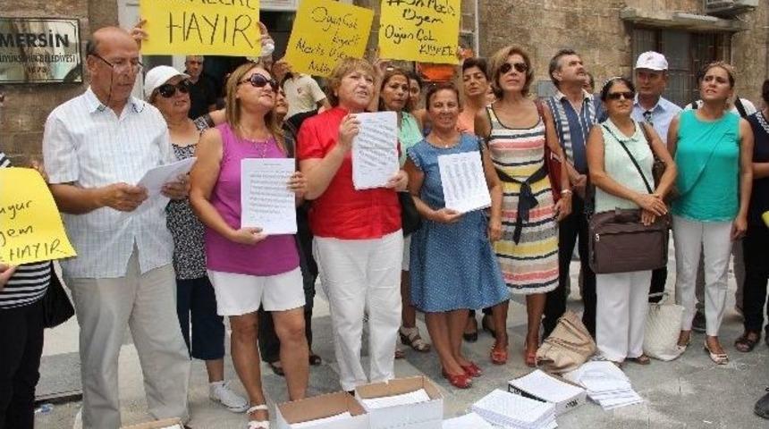 Mersin&rsquo;de N&uuml;kleer Karşıtları, Meclis Komisyon &Uuml;yelerine 30 Bin Dilek&ccedil;e Verdi