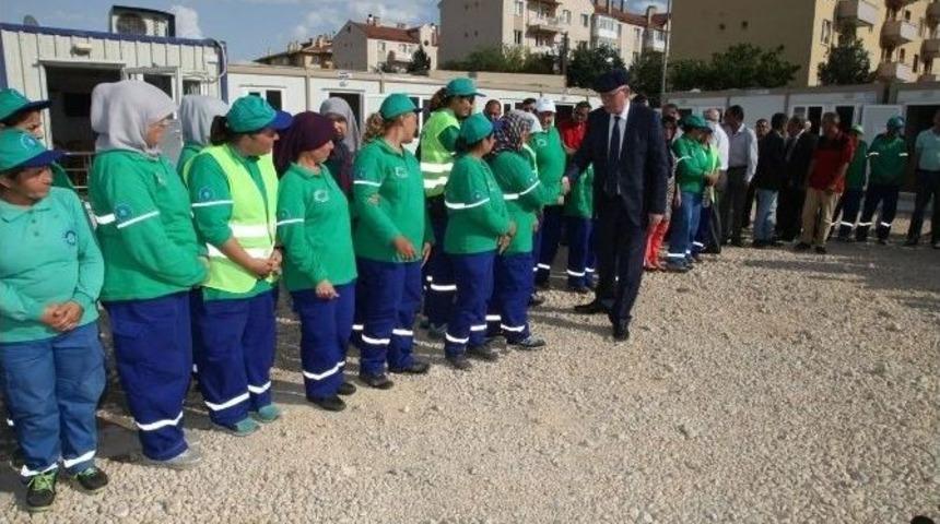 Başkan Kurt, Odunpazarı Belediyesi &Ccedil;alışanlarıyla Bayramlaştı