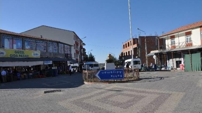 S&uuml;r&uuml;c&uuml;lerden Ters Asılan Tabelaya Tepki