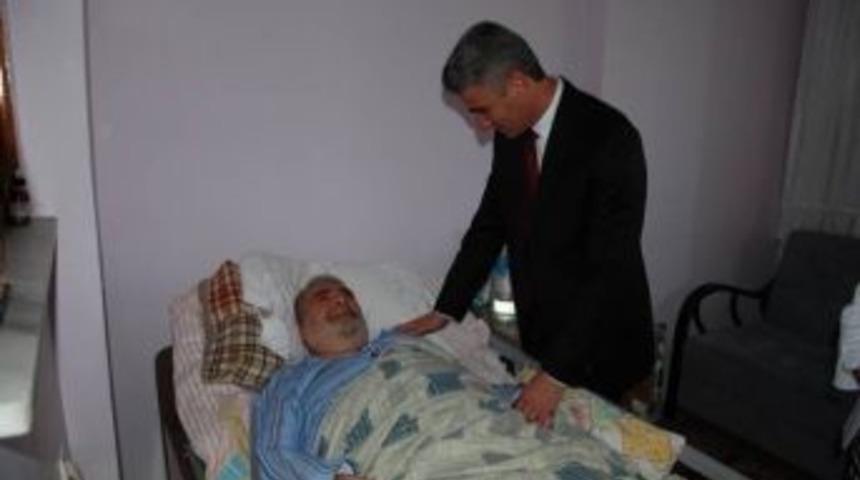 Bolu Valisi Baruş Gazileri Evlerinde Ziyaret Etti