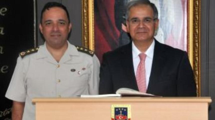 Vali Tapsız&rsquo;dan Garnizon Komutanı Şen&rsquo;e Hayırlı Olsun Ziyareti