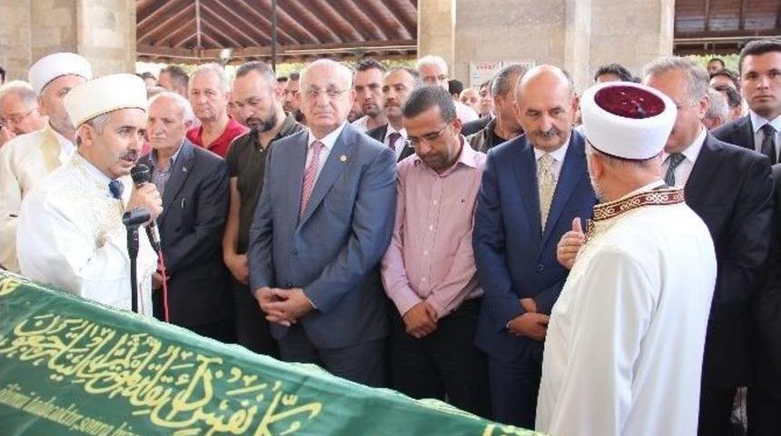Meclis Başkanı Kahraman Ve Bakan M&uuml;ezzinoğlu, Birlik Vakfı Şube Başkanı&rsquo;nın Cenazesine Katıldı