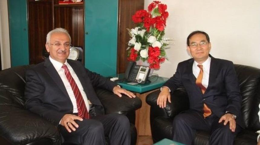 Kore B&uuml;y&uuml;kel&ccedil;isi Cho Yun-soo&rsquo;dan Başkan Başsoy&rsquo;a Ziyaret