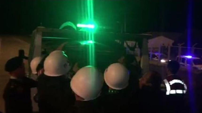 Şehidin Cenazesi Kars&rsquo;a Getirildi