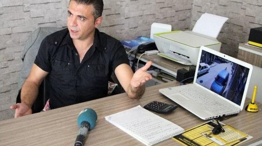 (&ouml;zel Haber) Fatih&rsquo;te Polis Kıyafetli Gasp