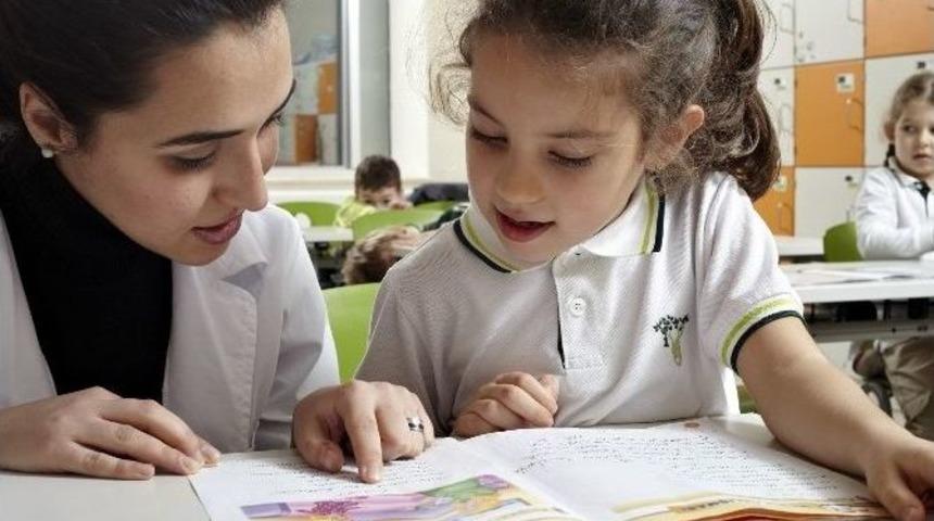 Hayat Boyu Okuma Alışkanlığı İçin Birinci Sınıf Çok Önemli