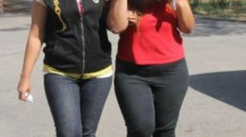 Adana&rsquo;da Fuhuş Operasyonu