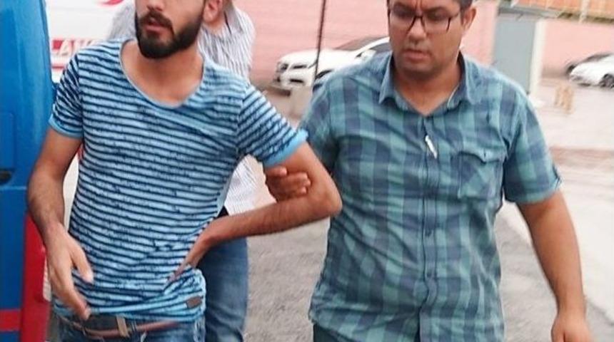 Kimlik Soran Polisi Bacağından Isırarak Yaraladı