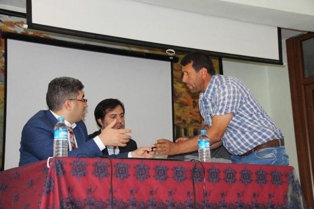 Kaymakam &Ccedil;etin Muhtarlarla Bir Araya Geldi