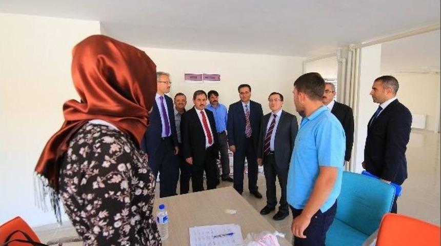 Rekt&ouml;r Ahmet Kızılay&rsquo;dan Darende&rsquo;ye Ziyaret