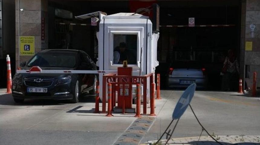 Urit&rsquo;in Kapalı Otoparkı Vatandaşı Memnun Etti