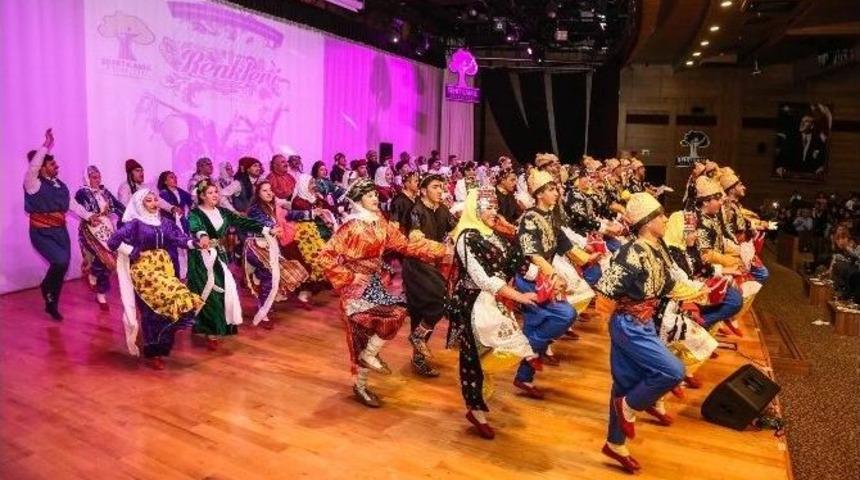 Şehitkamil Halk Oyunlarında Hız Kesmiyor