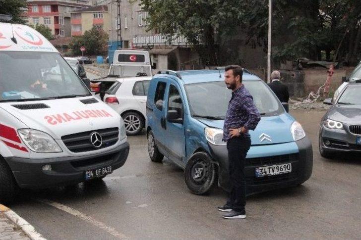 Ataşehir’de Otomobil Dereye Uçtu G1