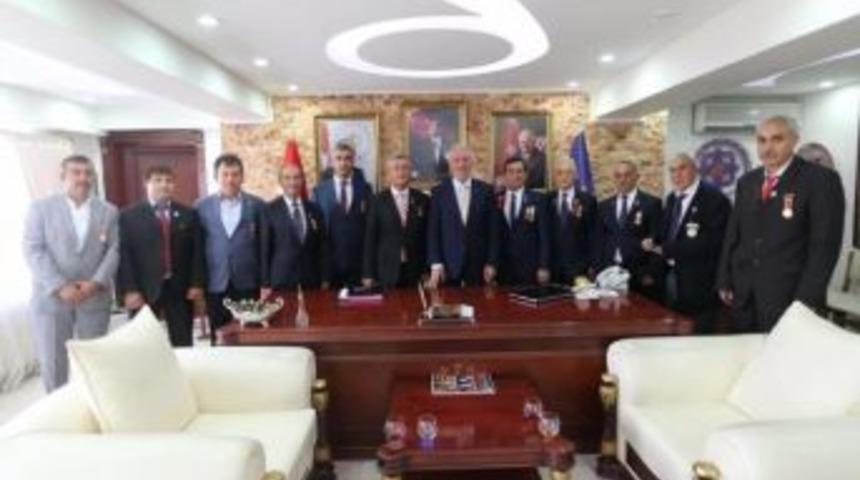 Gazilerden Başkan Sara&ccedil;oğlu&rsquo;na Ziyaret