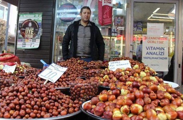 Şifa Kaynağı Hünnap Tezgahlardaki Yerini Aldı