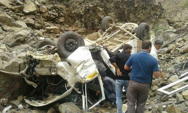 Bingöl’de Trafik Kazası: 4 Ölü, 12 Yaralı