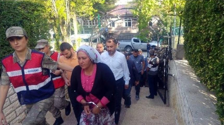 Batman&rsquo;da G&ouml;zaltına Alınan 36 Kişi Adliyeye Sevk Edildi