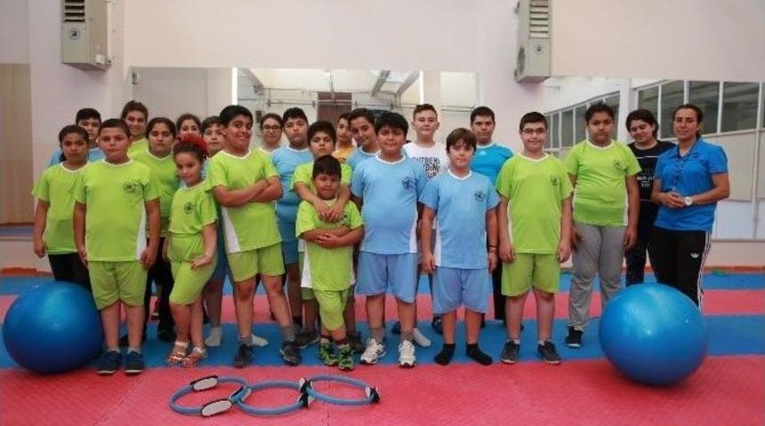 &Uuml;cretsiz Spor Hizmetinden 8 Bin 889 Kişi Faydalandı