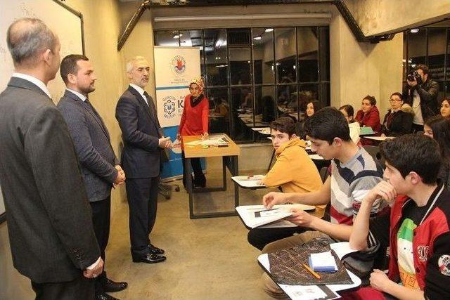 &Uuml;niversiteli Kağıthanelilere M&uuml;jde 1