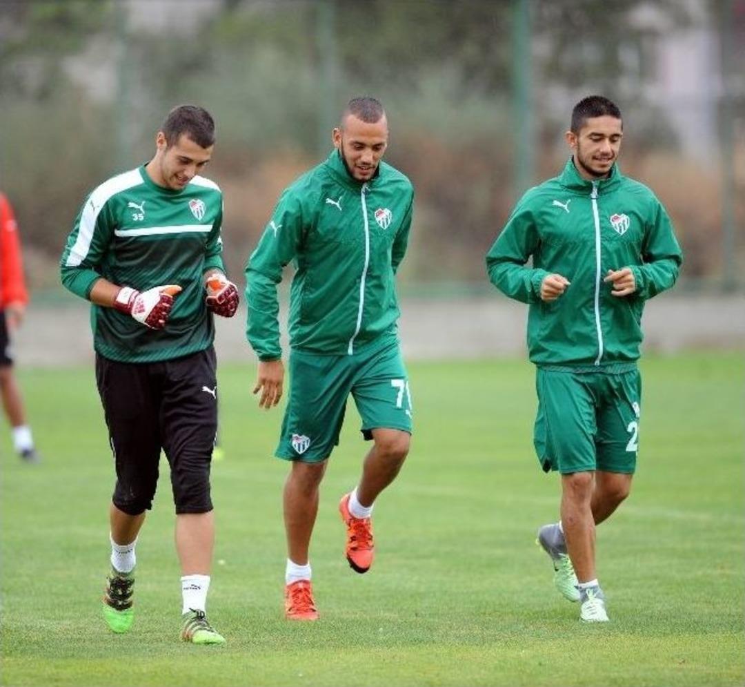 Bursaspor, Bayrampaşa&rsquo;ya Hazır