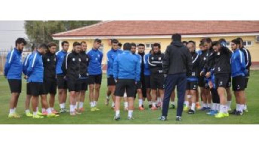 Aksaray Belediyespor Sivas Demirspor Ma&ccedil;ına Hazırlanıyor