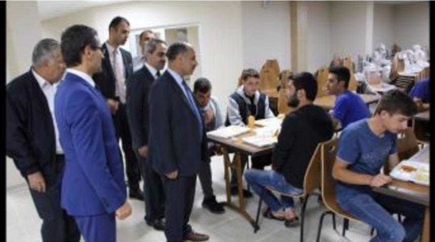 Karab&uuml;k&rsquo;te Kyk Yurtları Doldu