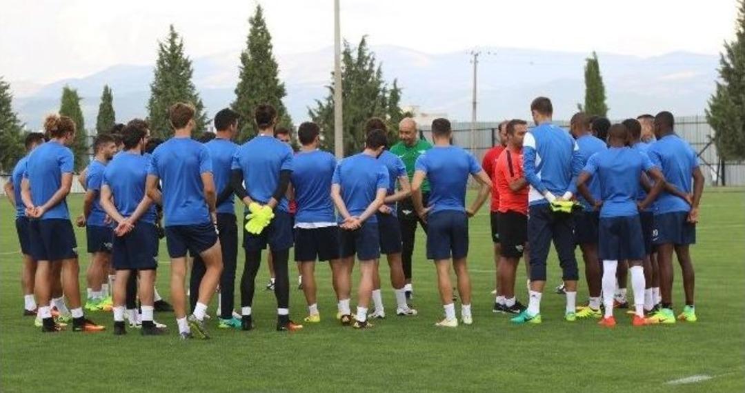 Akhisar Belediyespor&rsquo;da Lig Yeni Başlıyor