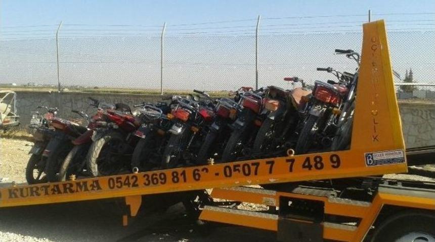 Şanlıurfa&rsquo;da &Ccedil;alıntı 13 Motosiklet Ele Ge&ccedil;irildi