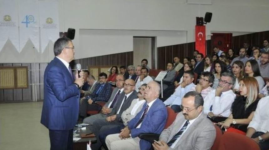 Rekt&ouml;r Şahin, Akademik Kurul Toplantısı&rsquo;na Katıldı