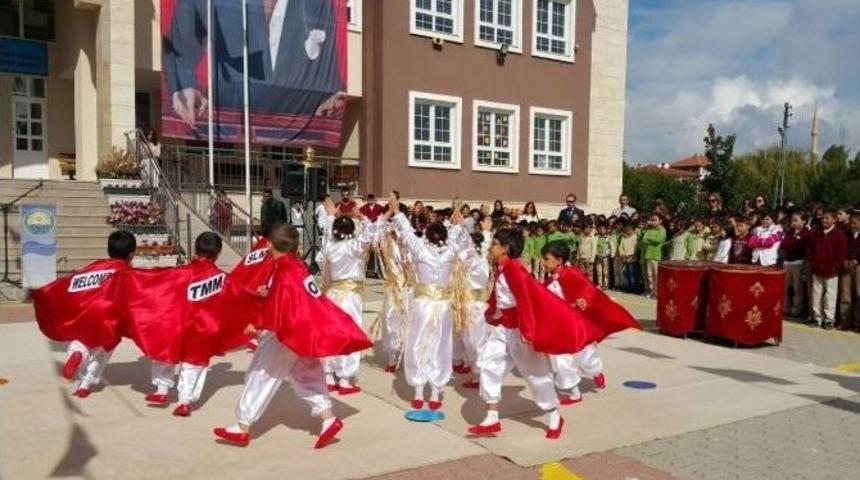 "30 Kuş" Şiiri Duygusal Anlar Yaşattı