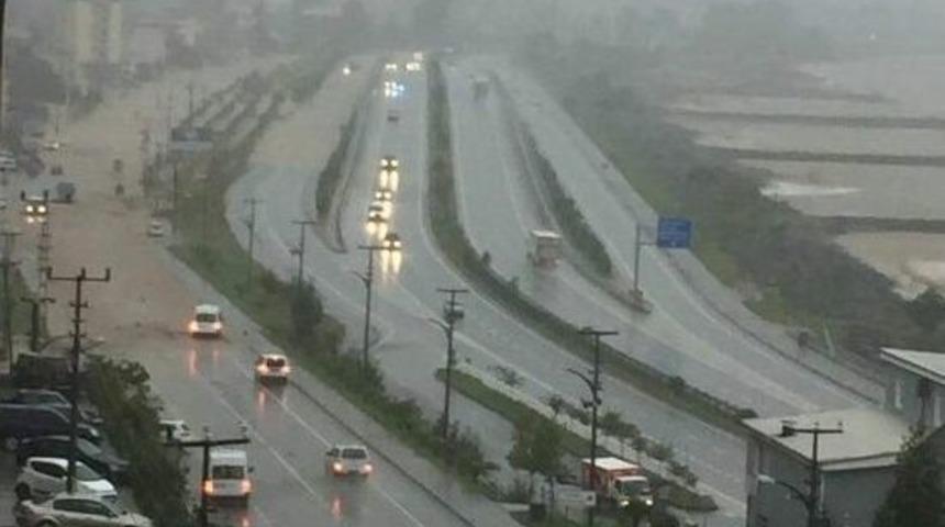 Trabzon Ve Giresun’da Şiddetli Yağış