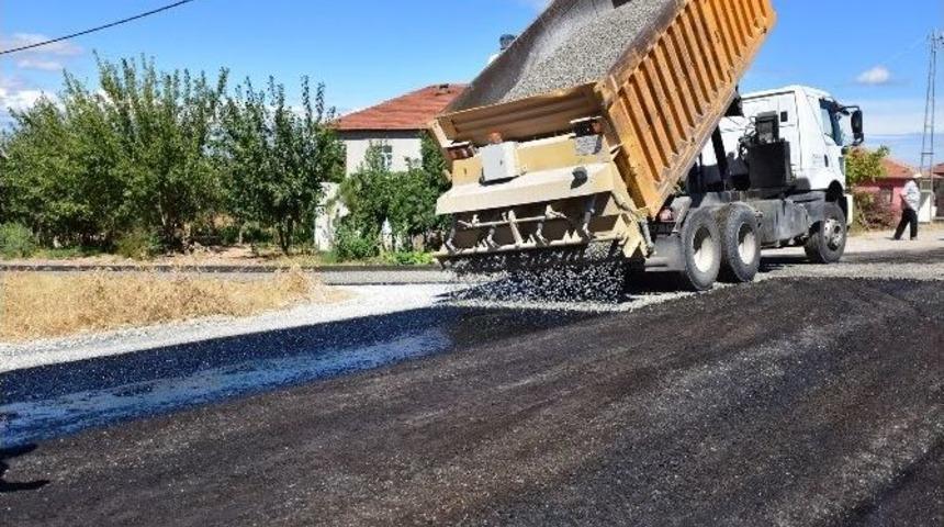 Battalgazi Belediyesi Asfalt &Ccedil;alışmalarını S&uuml;rd&uuml;r&uuml;yor