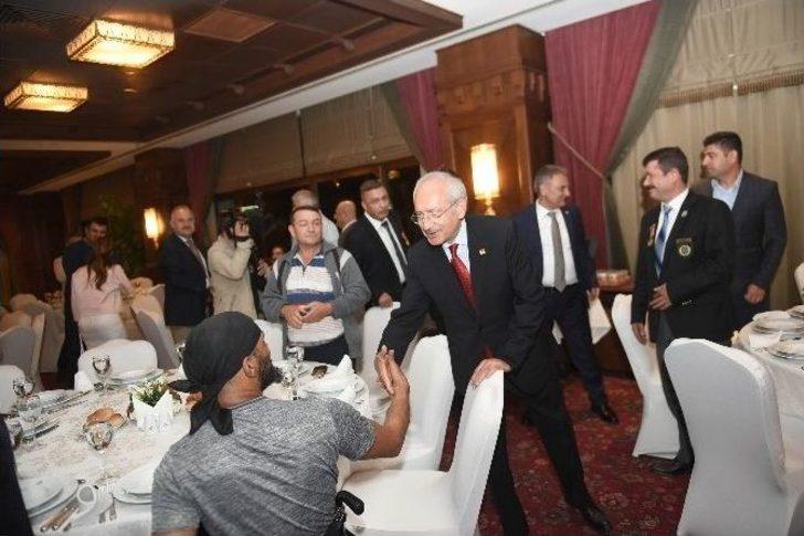 Chp Genel Başkanı Kılıçdaroğlu, Gazilerle Bir Araya Geldi G5