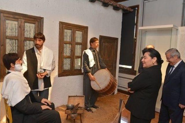 Vali Civelek, Kültür Ve Sanat Evi’nde İncelemelerde Bulundu