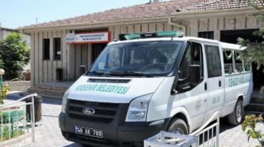 Cenaze Yakınlarının Ulaşımları Da Belediye Tarafından Karşılanıyor