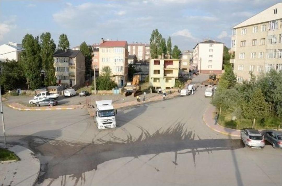 Paland&ouml;ken Belediyesi, Yol A&ccedil;mak İ&ccedil;in Binaları Kamulaştırdı