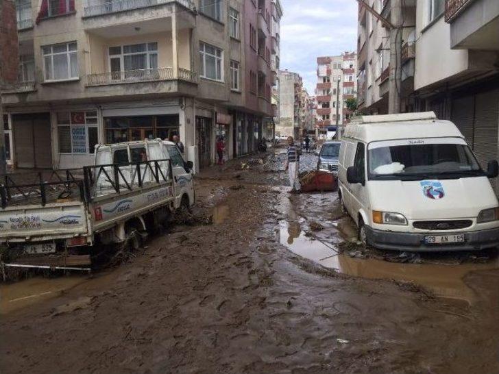 Beşikdüzü’nde Yağmur Ve Sel Suları Çekilince Selin Boyutları Ortaya Çıktı G3