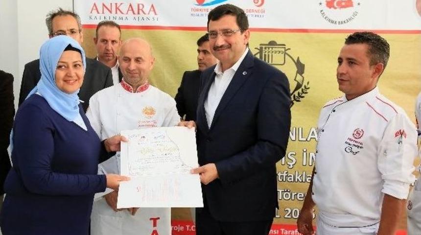 Ke&ccedil;i&ouml;ren Belediye Başkanı Ak&rsquo;tan Gen&ccedil; Aş&ccedil;ılara Destek