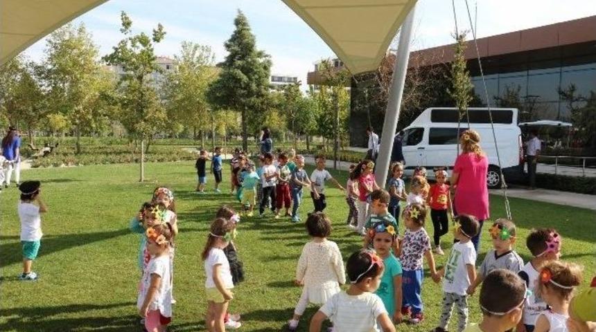 Minikler Yeni D&ouml;neme &lsquo;merhaba&rsquo; Dedi