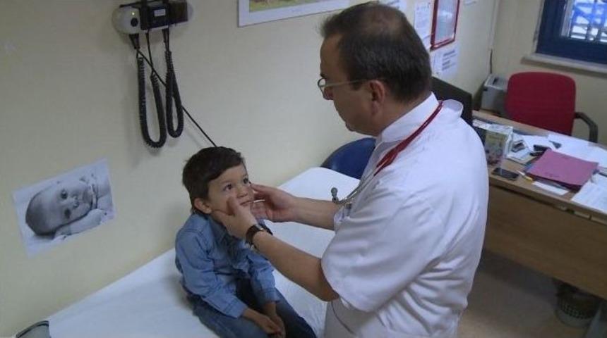 Uzmanlardan Okula Giden &Ccedil;ocuklara Sağlık Uyarıları