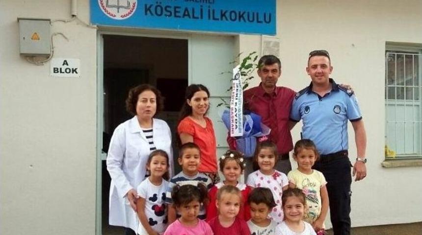 Başkan Kayda&rsquo;dan &Ccedil;i&ccedil;ekli Kutlama