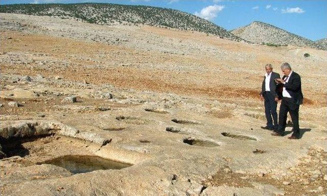 Araban’daki Tarihi Üzüm İşlikleri Ve Kaya Mezarları Korunacak