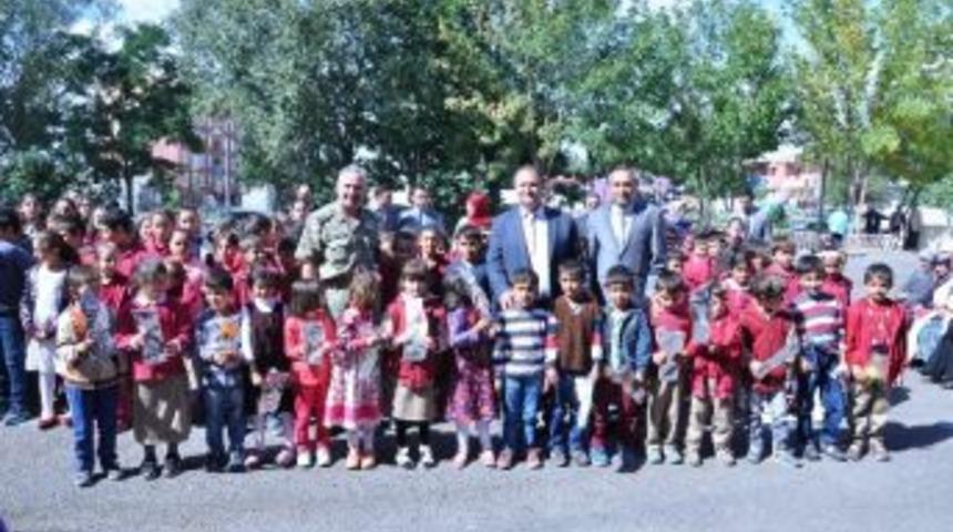 Pasinler&rsquo;de İk&ouml;ğretim Haftası Kutlandı