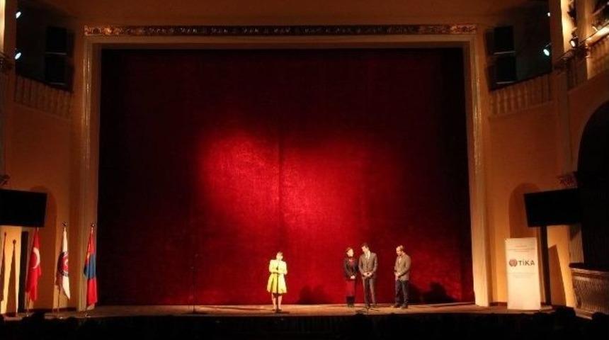 Tika Moğolistan&rsquo;da Sanatseverleri Unutmadı