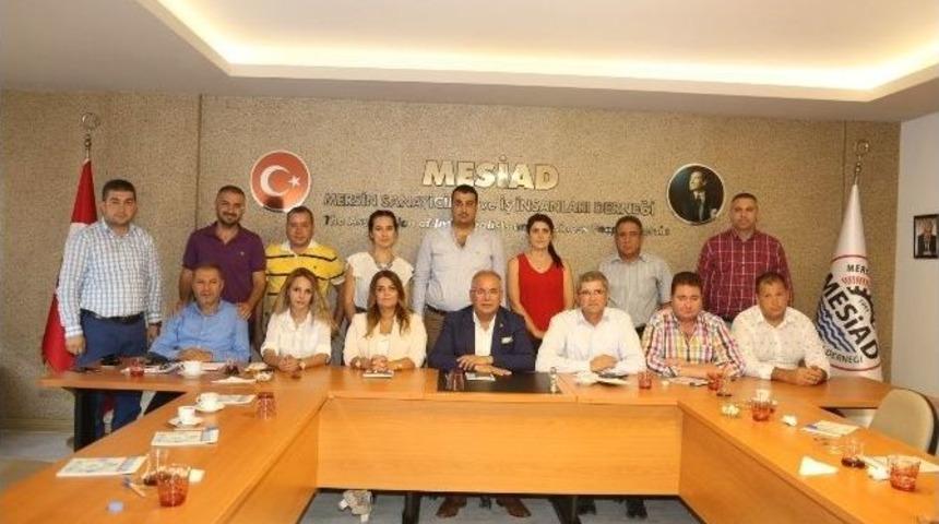 Ak Parti Mersin İl Y&ouml;netimi, Kent Ekonomisine Y&ouml;n Veren Stk&rsquo;larla Bir Araya Geldi