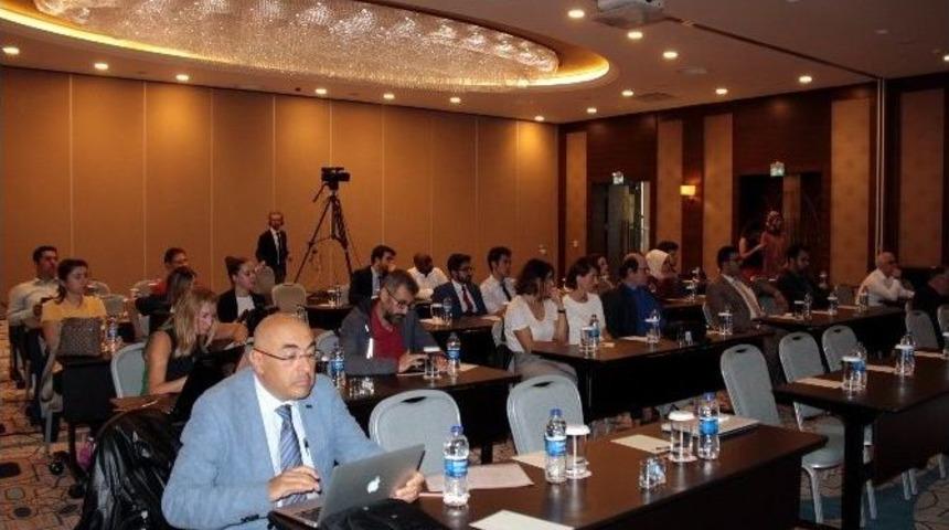 Om&uuml;&rsquo;den &ldquo;&ccedil;ocuk Kapalı Ameliyatları&rdquo; Sempozyumu