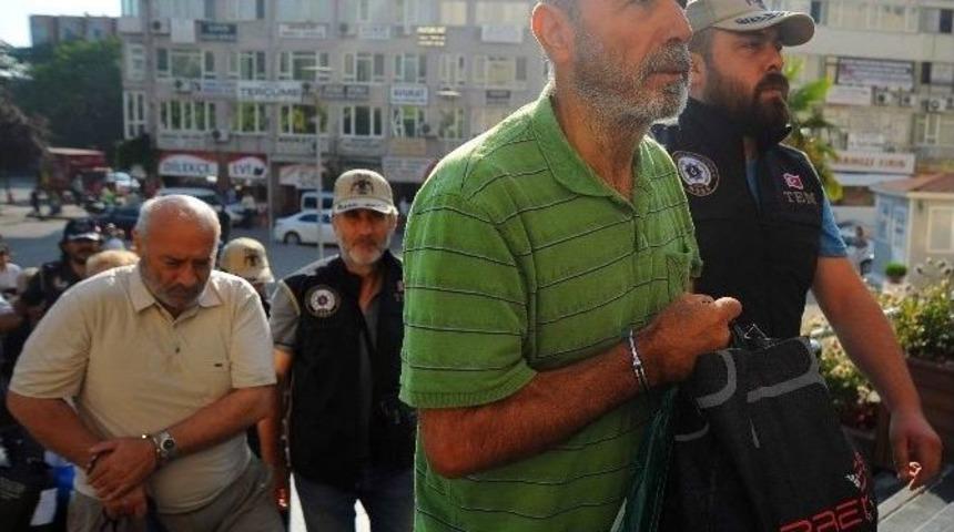 Fet&ouml;&rsquo;den Tutuklu Eski Vali İle Emniyet M&uuml;d&uuml;r&uuml; Kocaeli&rsquo;ne Nakledilecek