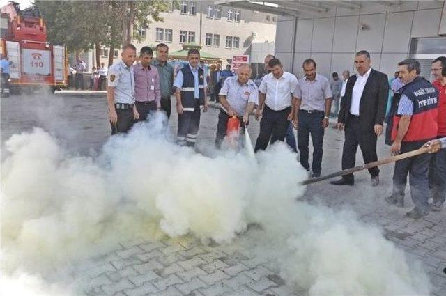 Gölbaşı Devlet Hastanesi’nde Yangın Tatbikatı Yapıldı